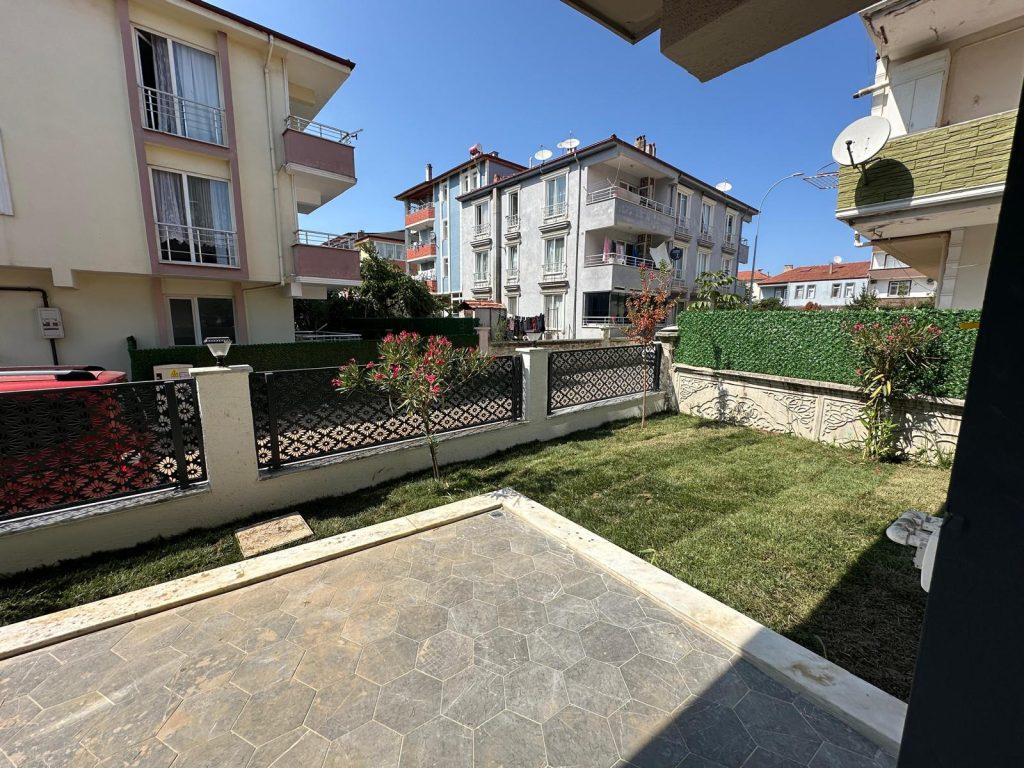 d6f5da33-533e-45ff-afd0-898f83ff44a2